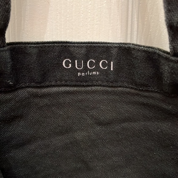 Black Gucci fabric bag. Very cute - Picture 3 of 3